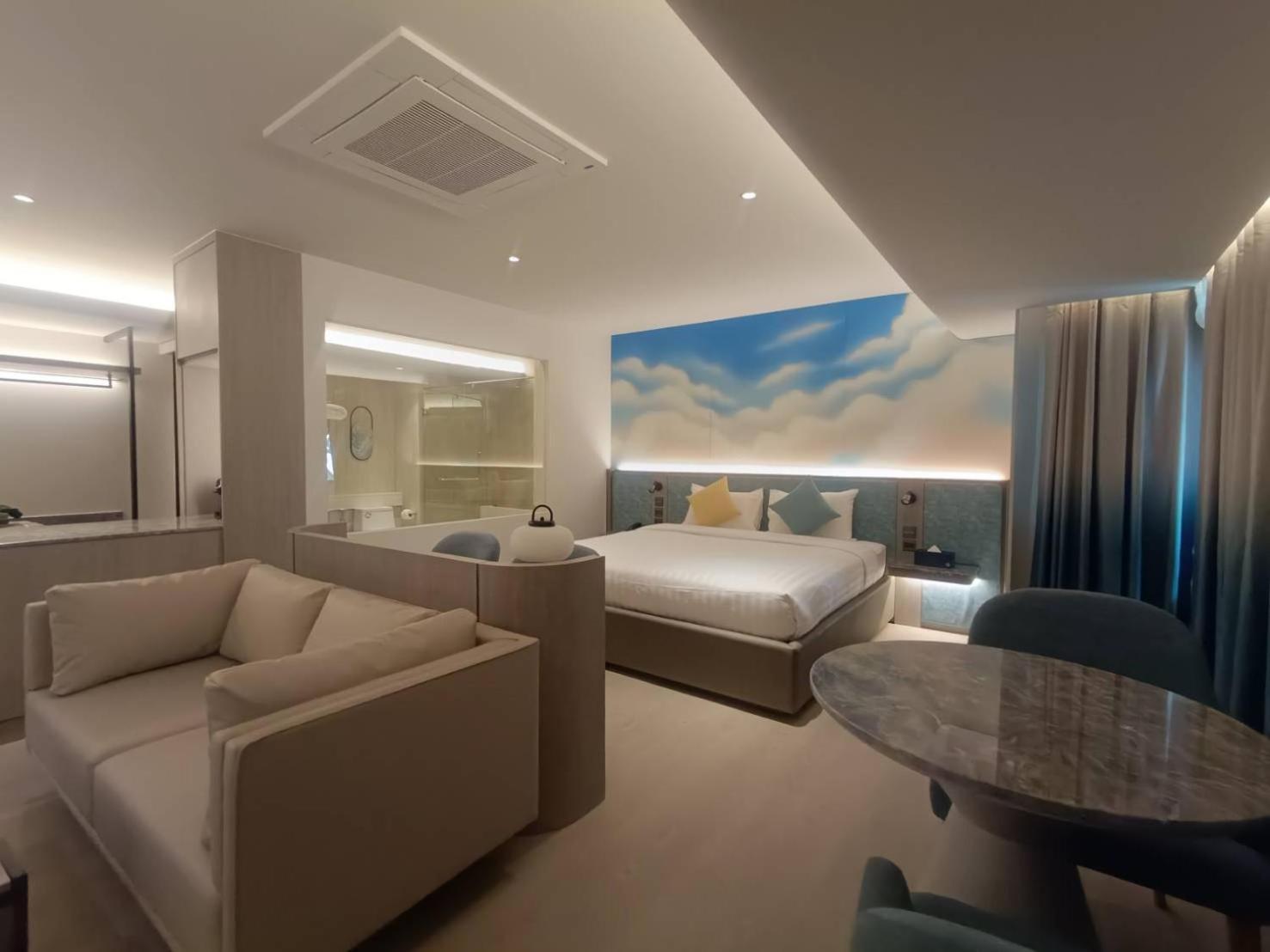 Cloudotel Walking Street Pattaya Room photo